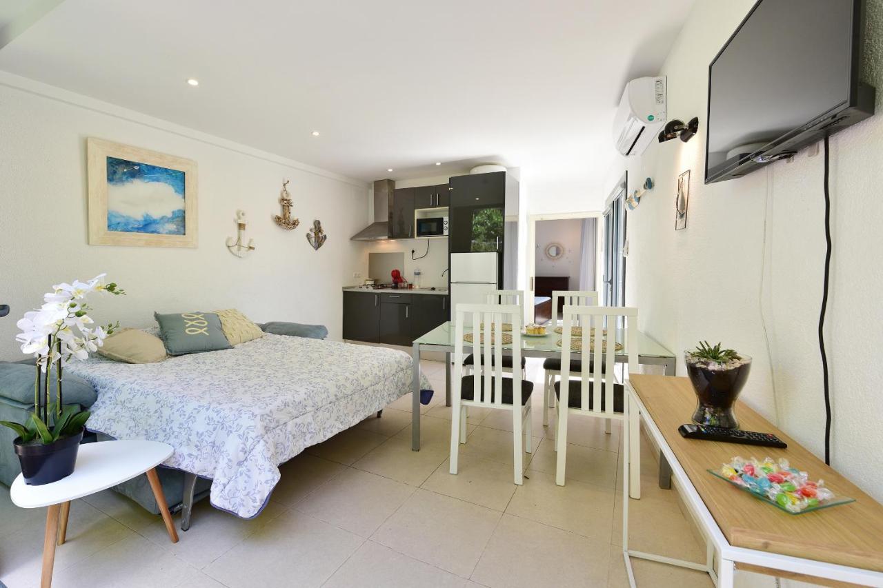 Apartamento Luminoso En El Centro De Cadaques Exterior photo